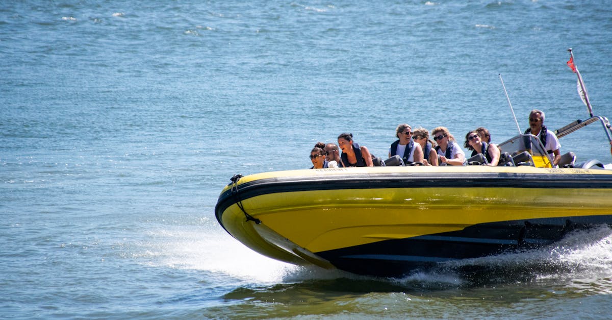 Thrilling speedboat ride with passengers exploring the Tejo River in Lisbon, Portugal.