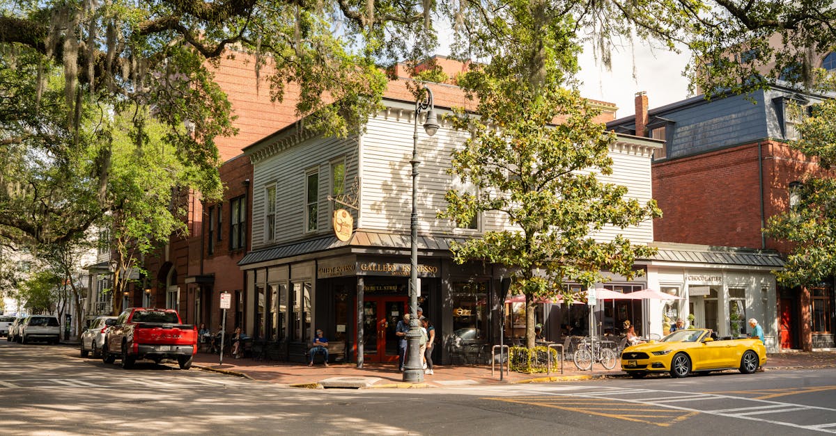 A cozy coffee shop in downtown Savannah, Georgia, surrounded by live oaks and Spanish moss.